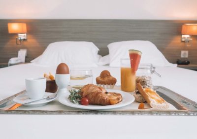 hotel-des-thermes-chambre-confort-petit-dejeuner